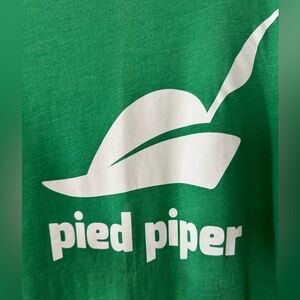🔰Bundle 3/$15🔰Pied Piper HBO Next Level Apparel shirt. Size XL.